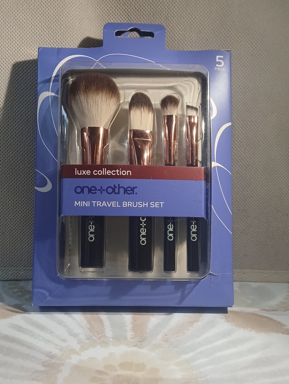Mini Travel Brush Set in Rose Gold and Black